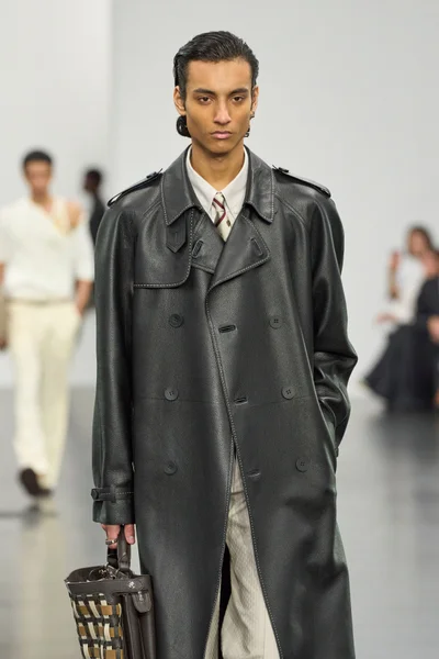 Look 103